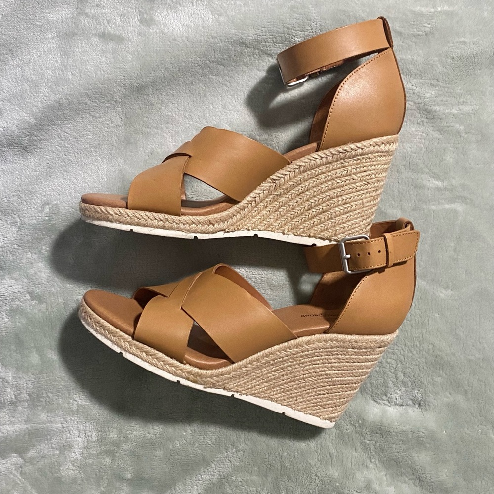 Treasure & Bond Brown Wedge Sandals